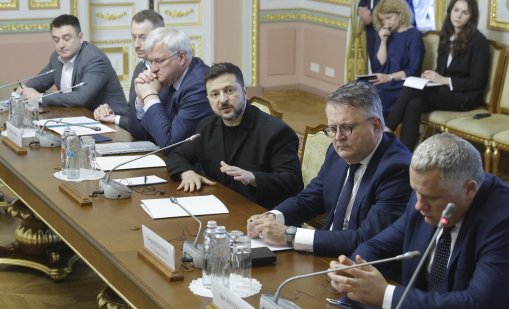 Зеленски предлага създаването на Национален пантеон за героите на Украйна