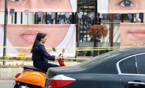 Тръмп печели време за внезапен удар, твърди ирански съветник