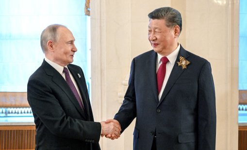 Си: Китай е доволен от подобряването на отношенията между САЩ и Русия
