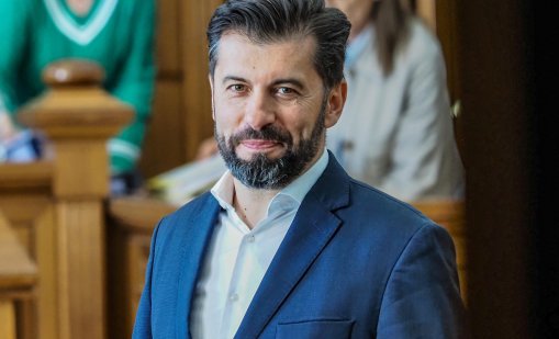 Свидетел по делото "Кирил Петков": В дома на Борисов трябваше да се търси всичко забранено от закона