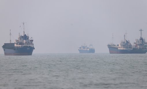 Ормузкият проток ще остане със статут на военна зона поне до 9 юли