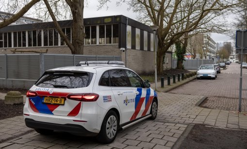 Взрив в еврейско училище в Амстердам