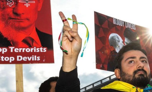 Сюрреализъм: Иранската диаспора в Киев преживява кошмар от войната на двете места