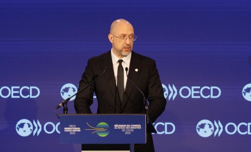 Украйна оценява разходите за следвоенното си възстановяване на над $1 трилион 