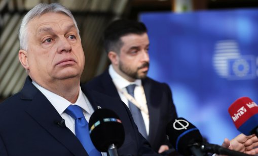 Орбан играе и с Русия, и със САЩ, но това изглежда не му помага 