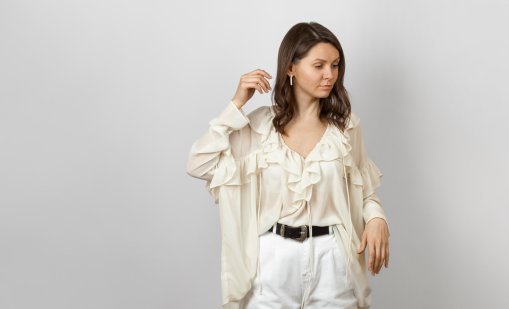 Готическите блузи - хит за пролетта