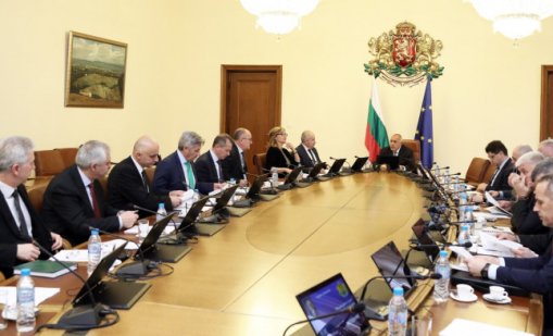 Пари за общини, наредби, закони - какво ще решава Министерският съвет днес