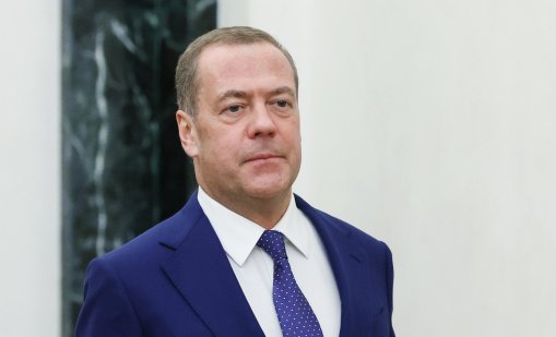 Медведев: Европа не бива да разчита на САЩ в хипотетичен конфликт с Русия