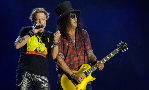 Промени в движението в София заради концерта на Guns N' Roses