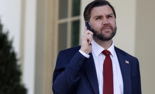 И католикът Ванс нападна папата: Да остави Тръмп да се занимава с политиката