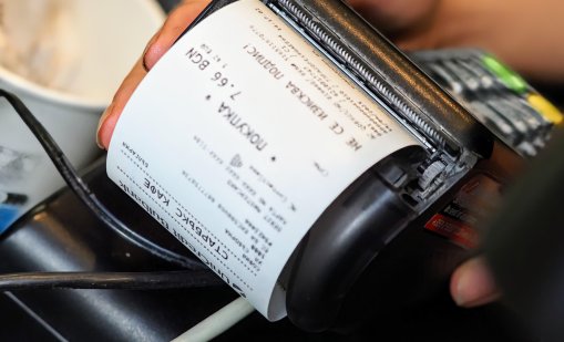 Бизнесът е принуден да въведе нов софтуер, подозира лобиране