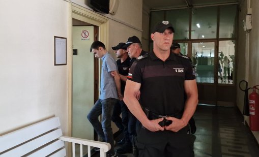 Заради матура: Съдът пусна под домашен арест шофьора от катастрофата с три жертви