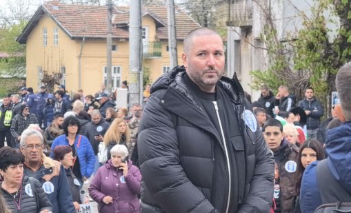 Бащата на Сияна: Кой спира ремонти, докато загиват децата ни?