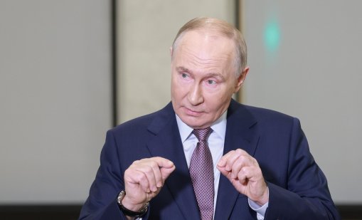 Това може да е най-скъпият телефонен разговор в историята и Путин плаща цената