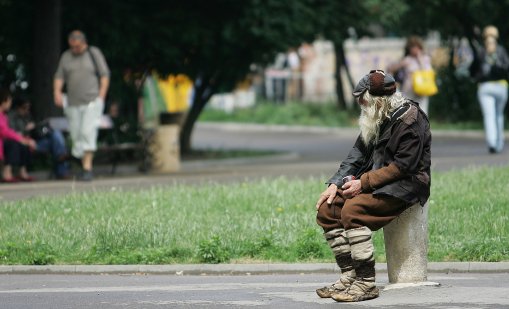 Изграждат паметник на дядо Добри в парк "Гео Милев" в София