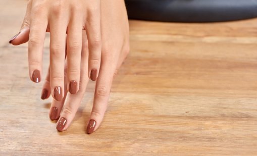 Маникюр канела &ndash; най-сладката тенденция за зимата
