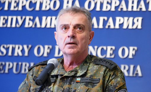 Изненадващ ход: Адмирал Емил Ефтимов подаде рапорт за освобождаване от военна служба