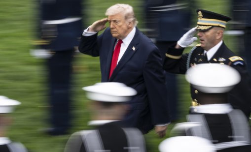 Тръмп с нови заплахи към Иран: По-добре да поумнеят бързо!