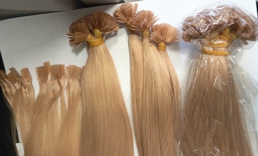 Митничари предотвратиха опит за измама с екстеншъни за коса 