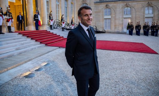 Всички го напускат: Последните самотни месеци на Макрон в Елисейския дворец