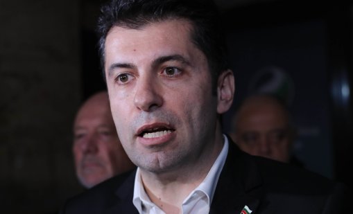 Кирил Петков хвърли кърпата, подава оставка като съпредседател на ПП