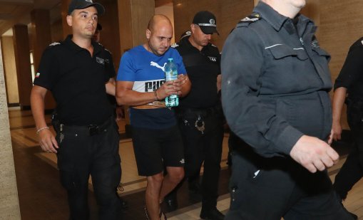 Подпалвачът от Велико Търново остава в ареста