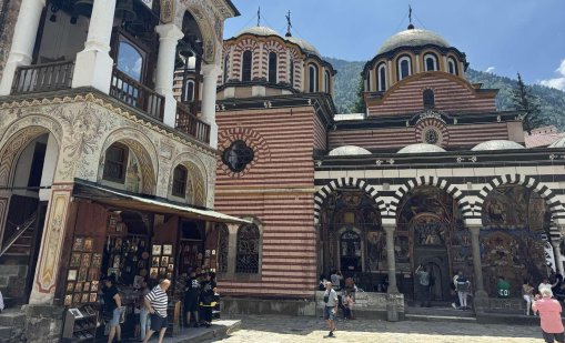 Патриарх Даниил: Покаянието, молитвата и надеждата в Бога ни обединяват