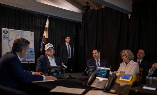 Сгушен в Мар-а-Лаго, Тръмп превърна клуба си в импровизирана ситуационна стая