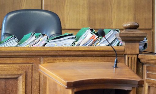 Оставиха в ареста обвинения за убийство на строеж в София