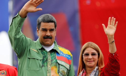 Коя е Силия Флорес, влиятелната фигура, заловена заедно с Мадуро?