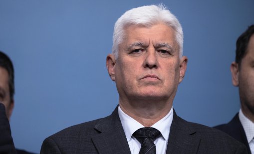 МО: Няма констатирани отломки от дрон при потопения кораб