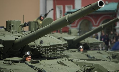 Защо Сеул все още притежава съветски танкове Т-80?