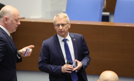 Денков за свалената охрана: Трябваше да се случи преди месеци