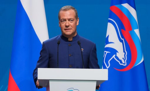 Медведев: Русия ще се откаже от правилата за водене на война