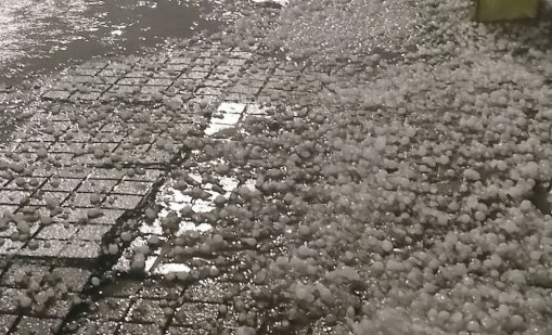 30 литра на квадратен метър се изляха в Петрич, градът се наводни ВИДЕО