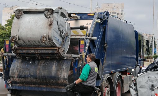 Жители на "Люлин" протестират срещу кризата с отпадъците