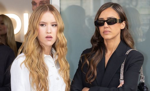 Джесика Алба и 14-годишната ѝ дъщеря блеснаха на дефилето на Fendi в Милано