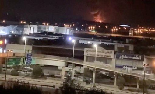 Ирански удари по ОАЕ и Кувейт с ракети и дронове