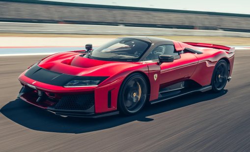Златан Ибрахимович си подари Ferrari F80 за 3,6 млн. евро за рождения ден