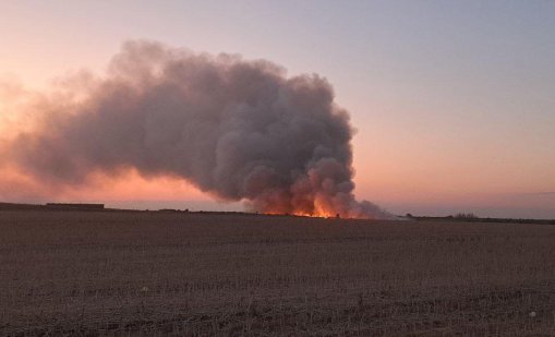 Пожар избухна в депо за битови отпадъци край Силистра