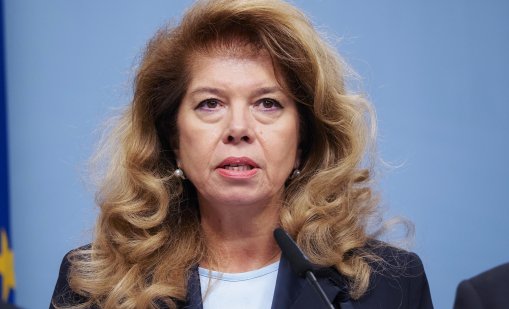 Йотова приветства срещата на Радев с Буданов, очаква напредък в мирните преговори