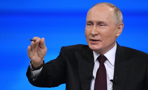 Путин и неговите роли: Какво са знаели германските тайни служби?