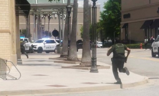 Престрелка в мол в американския щат Луизиана, има загинал 