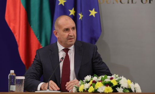 Румен Радев се хвали: Режем достъпа "на тъмно" на олигархията до обществените поръчки