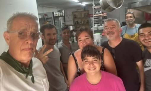 Том Ханкс се наслаждава на почивка в любимата Гърция 