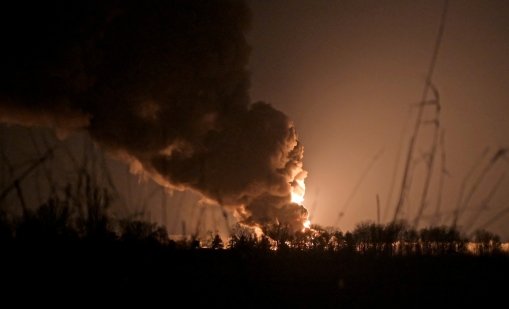 Масивна атака с дронове и ракети в Киев, има убити и ранени