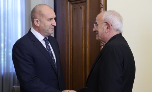 Радев: България следи с тревога ескалацията на конфликтите в Близкия изток 