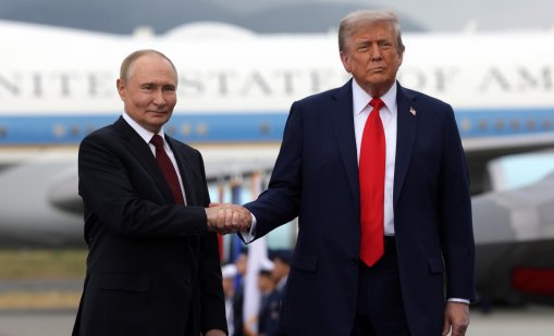 Тръмп провел поверителен разговор с Путин, настоява за бърз край на войната