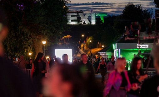 Протестиращите в Сърбия се сбогуваха с фестивала EXIT
