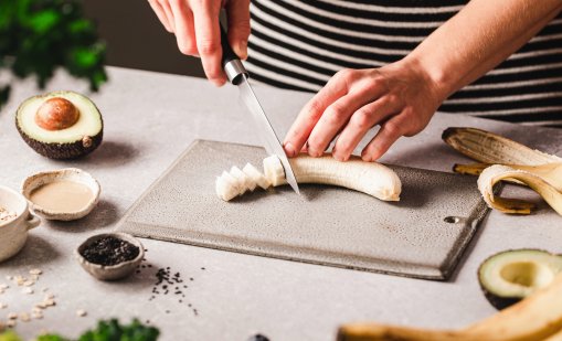 Банани: здравословни ли са или са просто захар под прикритие